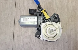 Доводчик двери Porsche Cayenne 3 Hybrid R4 2020 9YA