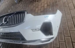 Бампер передний xc60 (32234928)