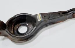 рычаг задний нижний поперечный, под пружину  C-Max11, C-Max15, Fo11, Fo14