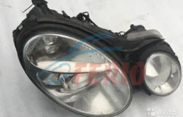 Фара правая для Mercedes-Benz E class на фотографиях
