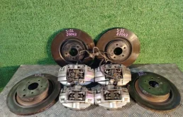 Комплект суппорта и диски Infiniti Infiniti FX S51 QX70 Sport S51 41001EJ20A, передний правый