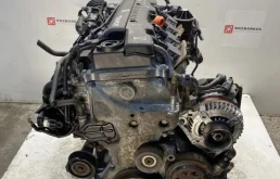Двигатель Honda CR-V 10002RZVE00 R20A2