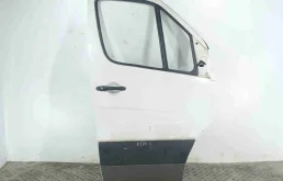 Дверь передняя правая Mercedes Sprinter W906 [рестайлинг] (2013-2018) дизель 2.2 CDI Механика Микроавтобус