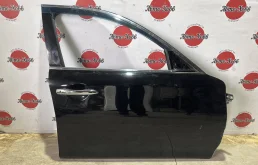 Дверь передняя правая Infiniti M37, Q70 Y51