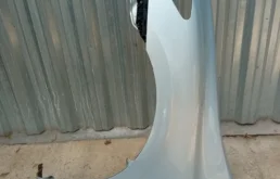 Крылья для Honda Civic 2005 года на фотографиях