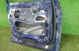 Дверь передняя правая для BMW X3 2015 года на фотографиях