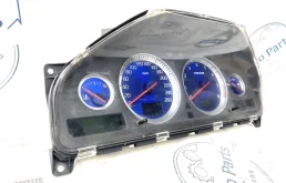 Приборная панель для Volvo XC90 2004 года на фотографиях