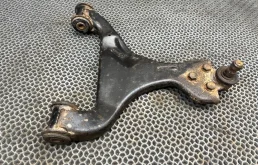 Рычаг Mercedes Benz V-Class 2008 A6393300410 W-639 646.980, передний левый