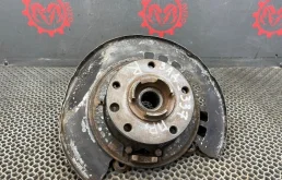 Кулак Volkswagen Touareg 2005 7L0505436B 7LA 3.2 BMV, задний правый