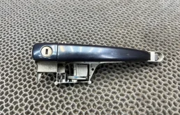 Ручка двери Peugeot 408 2012 910958 1.6 (TU5JP4), передняя левая