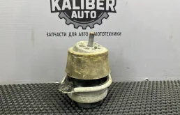 Опора двигателя Volkswagen Touareg 2006 7L8199131A 3.0 BKS