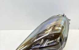 Фара Porsche Cayenne 2018-2023