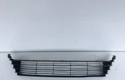 Решётка бампера Toyota Corolla 2015-2020 5311202690 E180, передняя