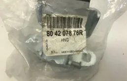 Петля двери верхняя Renault Duster 2010-2020 804207876R 1, передняя правая