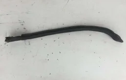 Уплотнитель кузова BMW 3-Series 2015-2020 730108903 F30/F31, передний левый