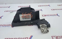 Клемма аккумулятора плюсовая Audi  8J0915459 Б/У Б/У
