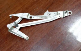 Петля крышка багажника левая audi a8 d2 4d0827299a