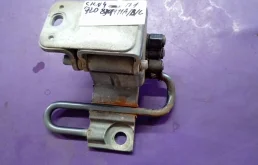 Петли двери передний левый vw touareg 7l0831411a