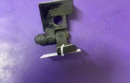 Петля задняя правая верх vw touareg 7l0833402b
