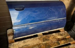 Дверь передняя правая audi a8 d2 рест 4d0831052e