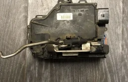 Передний правый замок audi a6 c5 4b1837016g