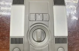 Плафон передний audi a8 d3 4e0907135a