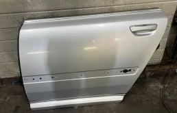 Дверь задняя левая audi a8 d3 4e0833051c