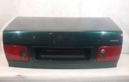 Крышка багажника Audi A8 1994-2002 4D0827023N D2, задняя