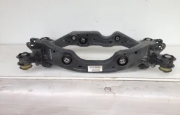 Подрамник Mercedes-Benz CLA-klasse 2016-2019 A2463501108 C117, задний
