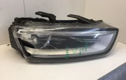Фара Audi Q3 2013-2020 8U0941006 8U, передняя правая