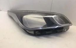Стекло фары Kia Rio 2017-2020 92102H0010 4, переднее правое