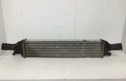 Интеркулер Audi A4 2011-2015 8K0145805P B8, передний