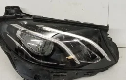 Фара Mercedes-Benz E-klasse 2016-2021 A2139067806 W213, передняя правая