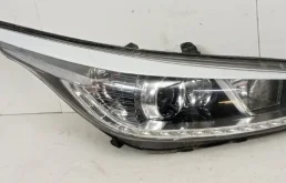 Фара Kia Ceed 2012-2018 92102A2220 2, передняя правая