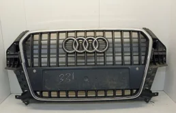 Решётка радиатора Audi Q3 2011-2018 8U0853653 1, передняя