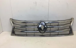 Решётка радиатора Renault Duster 2015-2020 623825665R 1, передняя