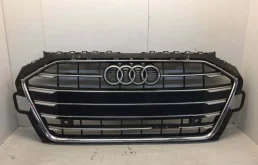 Решётка радиатора Audi A4 2015-2023 8W0853651 B9, передняя