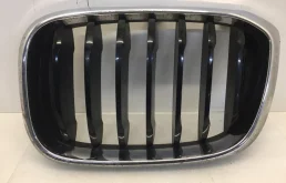 Решётка радиатора BMW X3 2017-2023 51137440853 G01, передняя левая