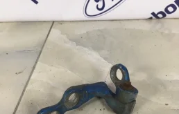 Петля двери нижняя Ford Focus 2 2005 5012195 CB4 2.0 (AODA), передняя левая