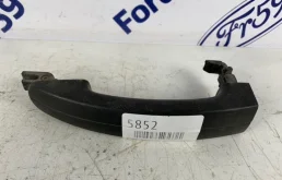 Ручка двери внешняя Ford Focus 2 2005-2011 1305822 CB4