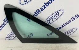 Форточка крыла Ford Focus 2 2010 1360766 CB4 2.0 (AODA), задняя правая