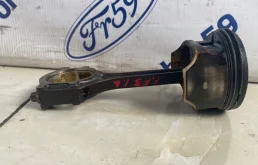 Поршень Ford Focus 3 2011-2015 1739149 CB8 1.6