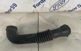 Патрубок воздушного фильтра Ford Fusion 2006 1329626 CBK 1.4 (FXJB)