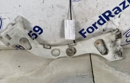 Кронштейн бампера Ford Focus 3 2011 1742938 CB8 1.6 (PNDA), задний правый