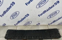 Решетка бампера Hyundai Tucson 2008 865612E000 JM 2.0 (G4GC), передняя