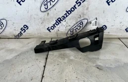 Кронштейн фары Ford Focus 2 2006 1335699 CB4, передний левый