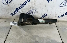 Кронштейн фары Ford Focus 2 2007 1335699 CB4, передний левый