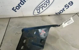 Кронштейн крыла Skoda Rapid 2014 5JA821141A NH3, передний левый