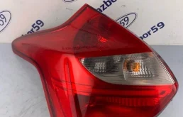Фонарь Ford Focus 3 2012 1825321 CB8 1.6 (IQDB), задний левый