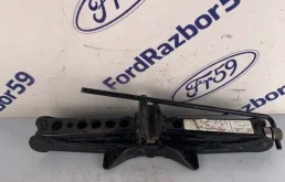 Домкрат Ford Focus 3 2012 5212118 CB8 1.6 (IQDB)